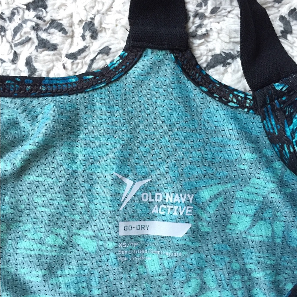 Work Out Tank - Picture 3 of 3